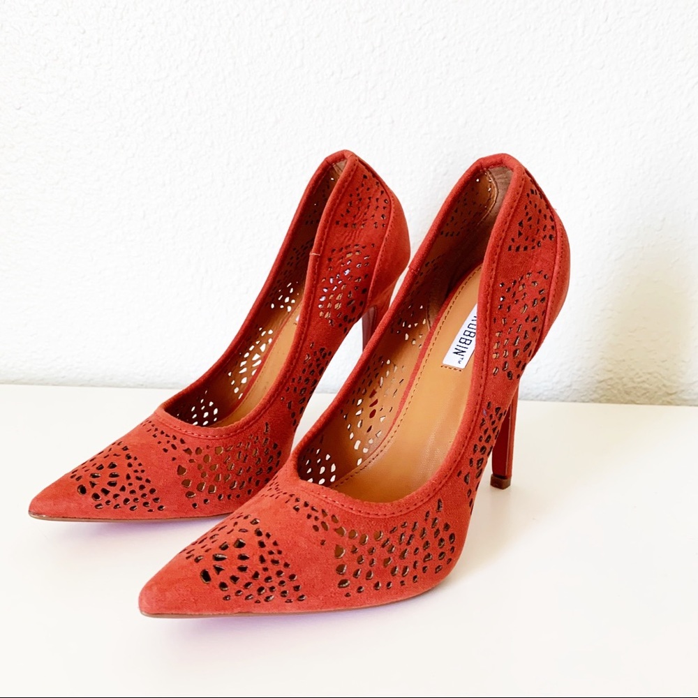 Cape Robbin Priscilla Perforated Red Heels Size 7.5
